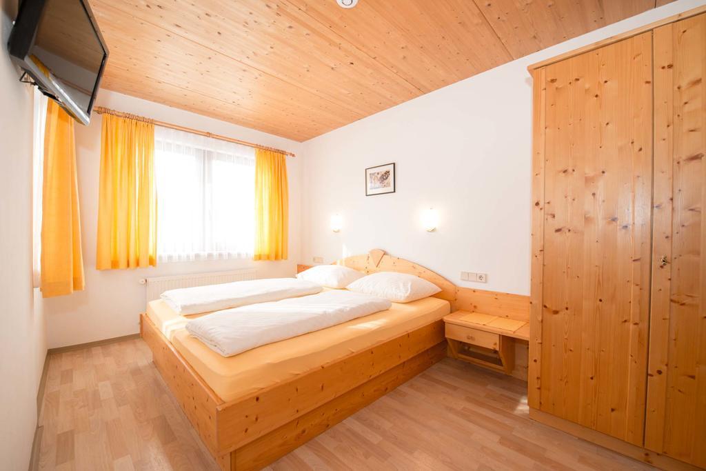 Ferienwohnungen Plattner Вайсензе Номер фото